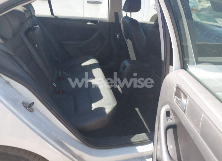 Photo 8 of 2014 Volkswagen Jetta 1.8T SE (VIN 3VWD17AJ5EM422832)