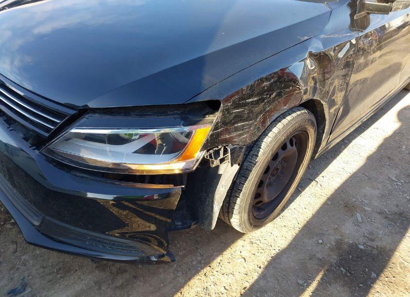 Photo 6 of 2014 Volkswagen Jetta 1.8T SE (VIN 3VWD17AJ5EM427528)