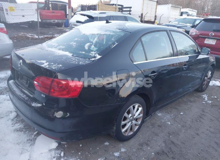 Photo 4 of 2014 Volkswagen Jetta 1.8T SE (VIN 3VWD17AJ5EM430607)