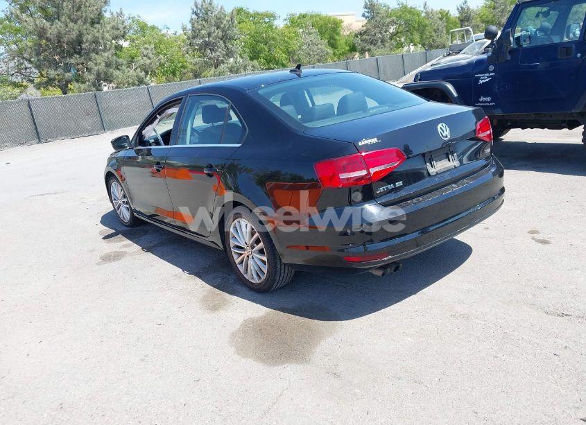 Photo 3 of 2015 Volkswagen Jetta 1.8T SE (VIN 3VWD17AJ5FM214385)