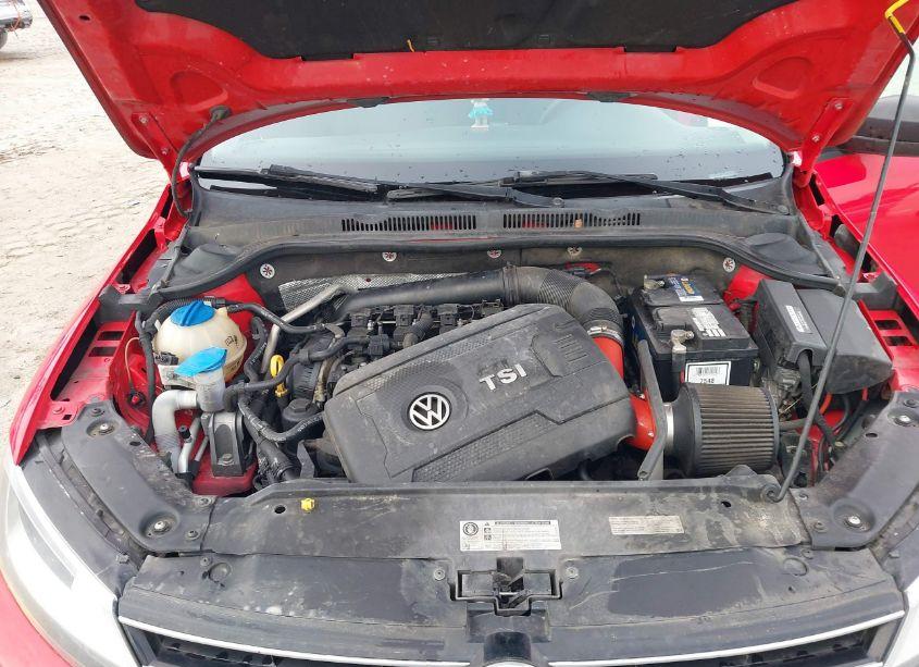 Photo 10 of 2015 Volkswagen Jetta 1.8T SE (VIN 3VWD17AJ5FM251033)