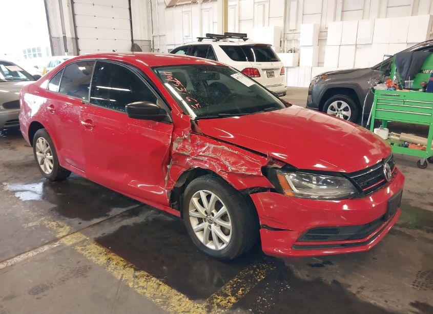 2015 Volkswagen Jetta 1.8T SE (VIN 3VWD17AJ5FM251212) main photo