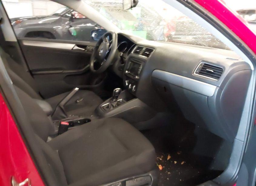 Photo 5 of 2015 Volkswagen Jetta 1.8T SE (VIN 3VWD17AJ5FM251212)