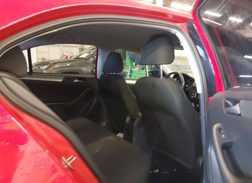 Photo 8 of 2015 Volkswagen Jetta 1.8T SE (VIN 3VWD17AJ5FM251212)