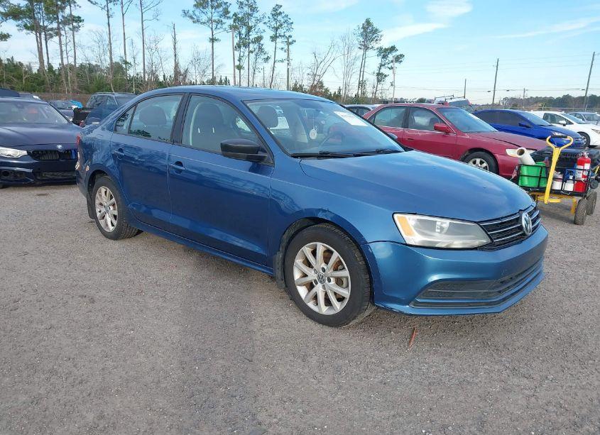 2015 Volkswagen Jetta 1.8T SE (VIN 3VWD17AJ5FM268950) main photo