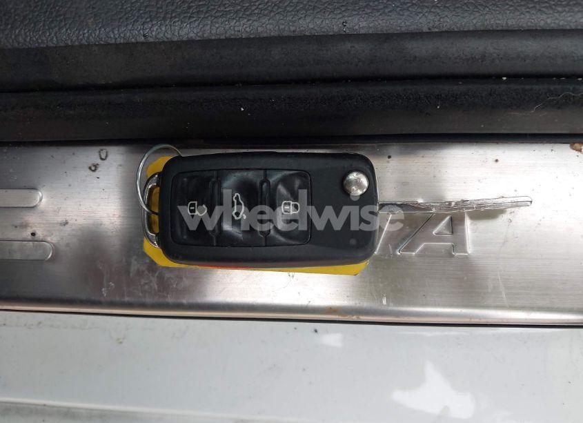 Photo 11 of 2015 Volkswagen Jetta 1.8T SE (VIN 3VWD17AJ5FM298661)