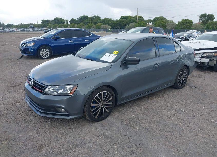 Photo 2 of 2016 Volkswagen Jetta 1.8T SPORT (VIN 3VWD17AJ5GM254919)