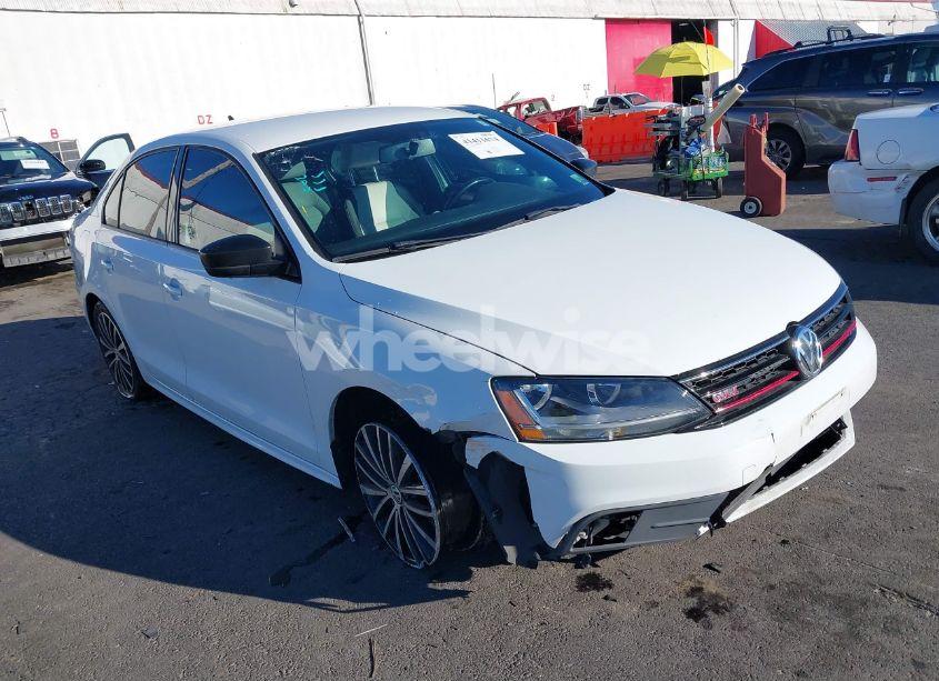 2016 Volkswagen Jetta 1.8T SPORT (VIN 3VWD17AJ5GM302841) main photo