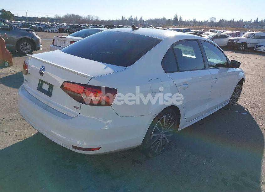 Photo 4 of 2016 Volkswagen Jetta 1.8T SPORT (VIN 3VWD17AJ5GM302841)