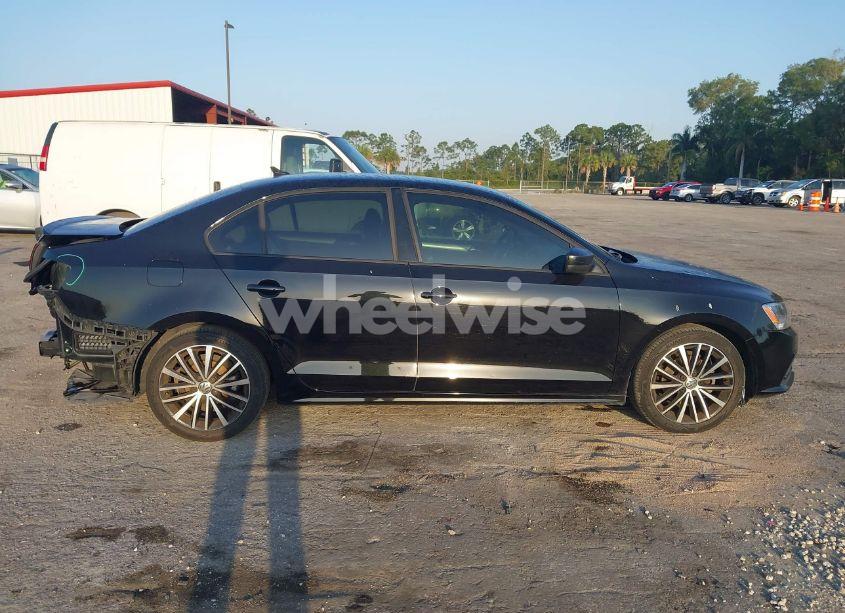Photo 14 of 2016 Volkswagen Jetta 1.8T SPORT (VIN 3VWD17AJ5GM335337)