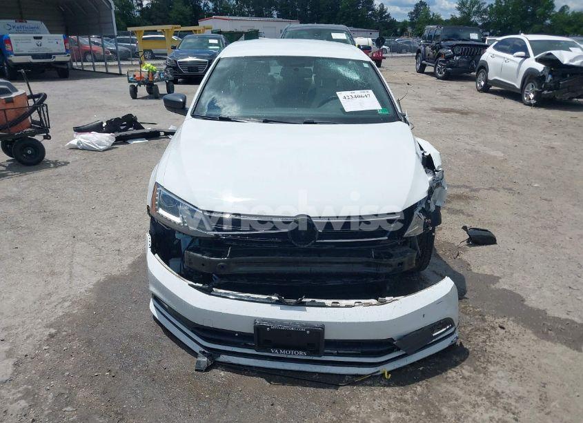 Photo 13 of 2016 Volkswagen Jetta 1.8T SPORT (VIN 3VWD17AJ5GM342014)