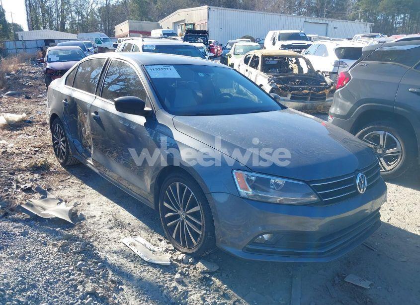 2016 Volkswagen Jetta 1.8T SPORT (VIN 3VWD17AJ5GM401031) main photo