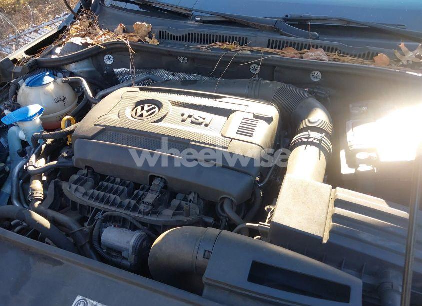 Photo 10 of 2016 Volkswagen Jetta 1.8T SPORT (VIN 3VWD17AJ5GM401031)