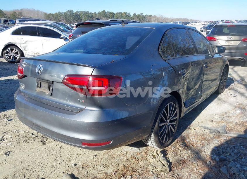 Photo 4 of 2016 Volkswagen Jetta 1.8T SPORT (VIN 3VWD17AJ5GM401031)
