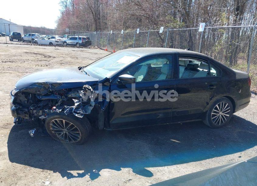 Photo 13 of 2016 Volkswagen Jetta 1.8T SPORT (VIN 3VWD17AJ5GM414488)