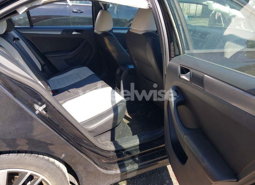 Photo 8 of 2016 Volkswagen Jetta 1.8T SPORT (VIN 3VWD17AJ5GM414488)