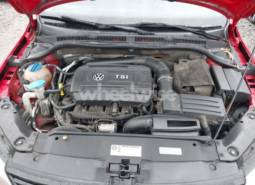 Photo 10 of 2014 Volkswagen Jetta 1.8T SE (VIN 3VWD17AJ6EM238855)