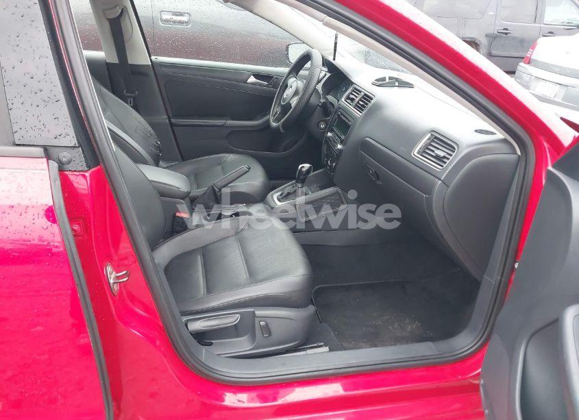 Photo 5 of 2014 Volkswagen Jetta 1.8T SE (VIN 3VWD17AJ6EM238855)