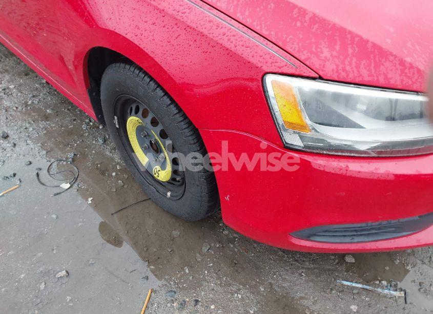 Photo 6 of 2014 Volkswagen Jetta 1.8T SE (VIN 3VWD17AJ6EM238855)