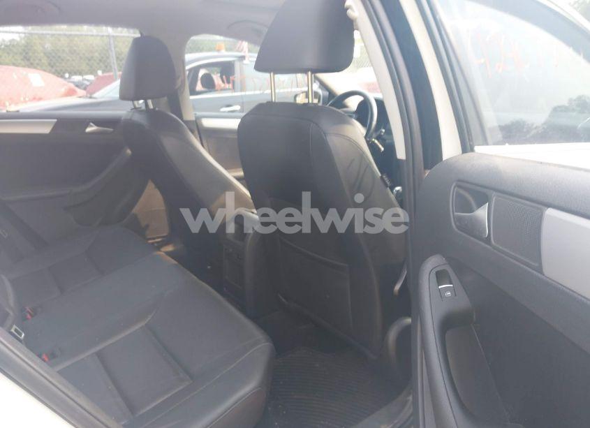 Photo 8 of 2014 Volkswagen Jetta 1.8T SE (VIN 3VWD17AJ6EM368926)