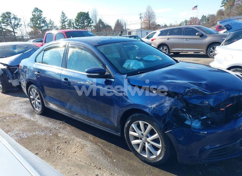 Photo 13 of 2014 Volkswagen Jetta 1.8T SE (VIN 3VWD17AJ6EM390540)