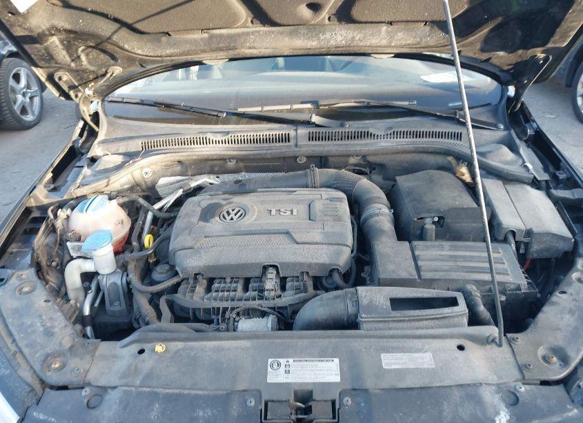 Photo 10 of 2014 Volkswagen Jetta 1.8T SE (VIN 3VWD17AJ6EM393163)