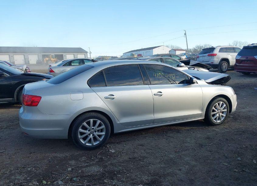 Photo 13 of 2014 Volkswagen Jetta 1.8T SE (VIN 3VWD17AJ6EM419874)