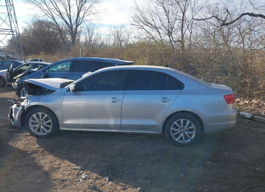 Photo 14 of 2014 Volkswagen Jetta 1.8T SE (VIN 3VWD17AJ6EM419874)