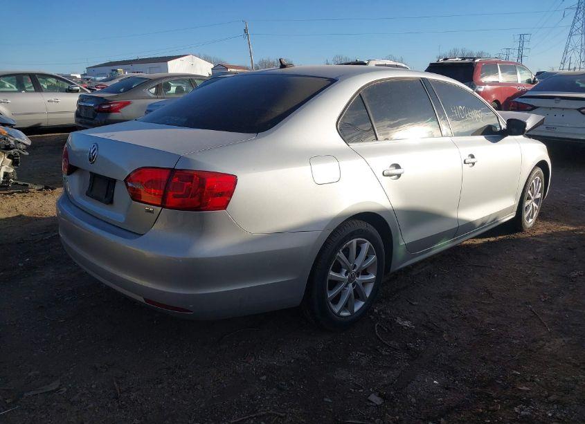 Photo 4 of 2014 Volkswagen Jetta 1.8T SE (VIN 3VWD17AJ6EM419874)