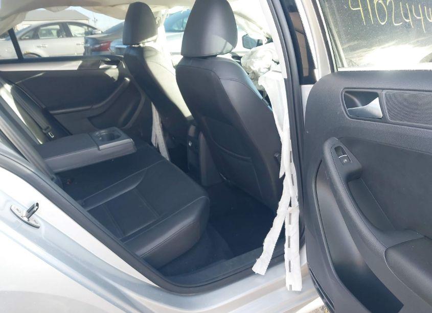 Photo 8 of 2014 Volkswagen Jetta 1.8T SE (VIN 3VWD17AJ6EM419874)