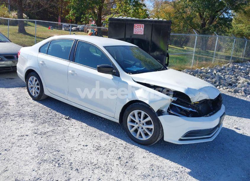2015 Volkswagen Jetta 1.8T SE (VIN 3VWD17AJ6FM266382) main photo