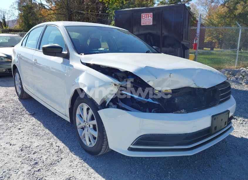 Photo 6 of 2015 Volkswagen Jetta 1.8T SE (VIN 3VWD17AJ6FM266382)