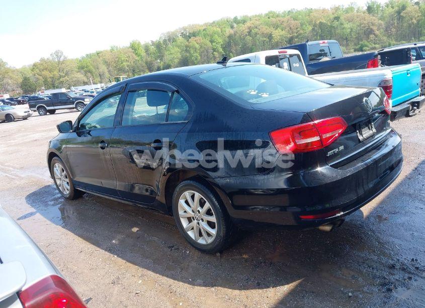 Photo 3 of 2015 Volkswagen Jetta 1.8T SE (VIN 3VWD17AJ6FM285921)