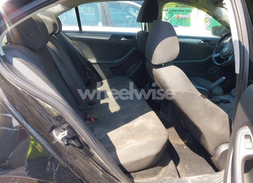 Photo 8 of 2015 Volkswagen Jetta 1.8T SE (VIN 3VWD17AJ6FM285921)