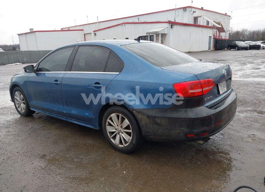 Photo 3 of 2015 Volkswagen Jetta 1.8T SE (VIN 3VWD17AJ6FM296174)