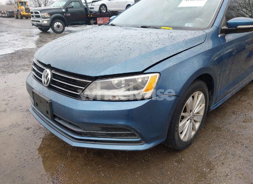 Photo 6 of 2015 Volkswagen Jetta 1.8T SE (VIN 3VWD17AJ6FM296174)