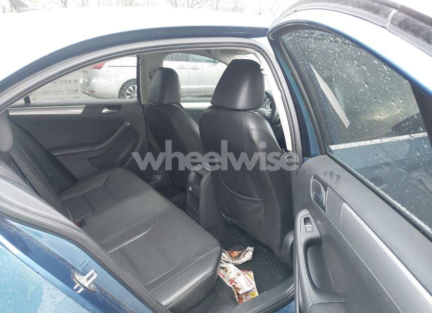 Photo 8 of 2015 Volkswagen Jetta 1.8T SE (VIN 3VWD17AJ6FM296174)