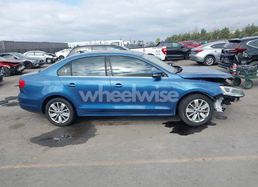 Photo 14 of 2015 Volkswagen Jetta 1.8T SE (VIN 3VWD17AJ6FM303530)