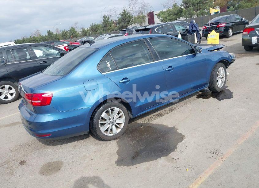 Photo 4 of 2015 Volkswagen Jetta 1.8T SE (VIN 3VWD17AJ6FM303530)