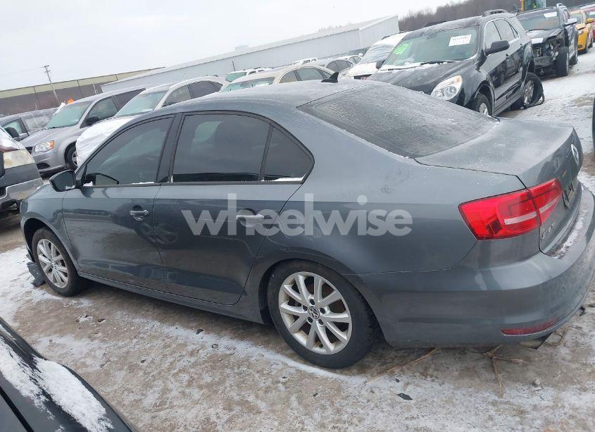 Photo 14 of 2015 Volkswagen Jetta 1.8T SE (VIN 3VWD17AJ6FM319596)