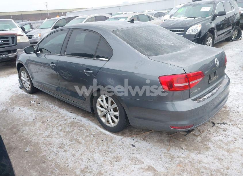 Photo 3 of 2015 Volkswagen Jetta 1.8T SE (VIN 3VWD17AJ6FM319596)