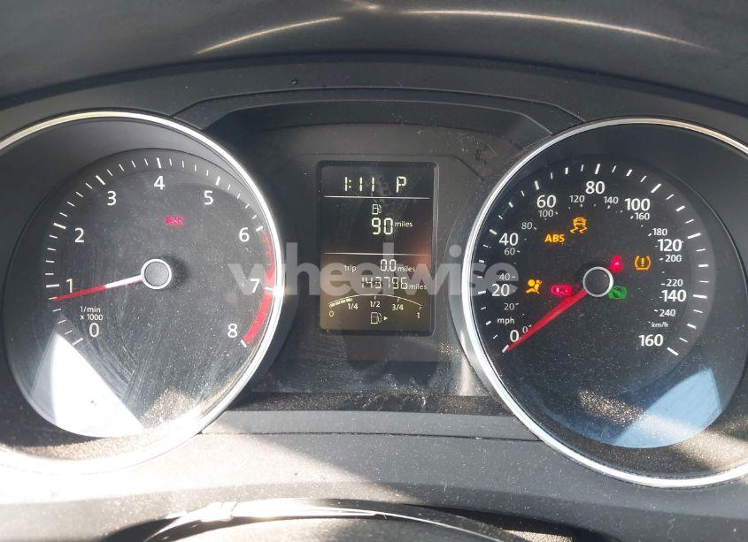 Photo 7 of 2015 Volkswagen Jetta 1.8T SE (VIN 3VWD17AJ6FM321669)