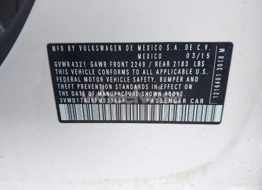 Photo 9 of 2015 Volkswagen Jetta 1.8T SE (VIN 3VWD17AJ6FM321669)