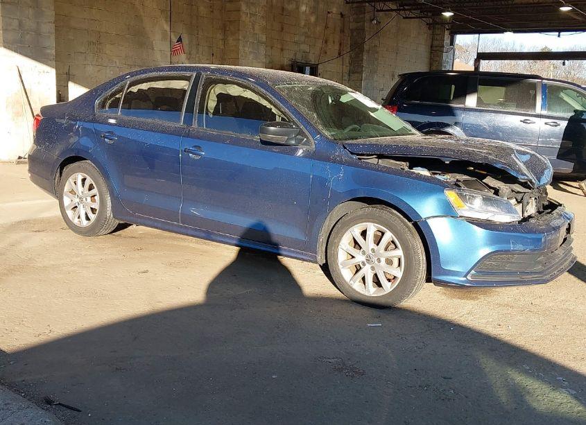 2015 Volkswagen Jetta 1.8T SE (VIN 3VWD17AJ6FM342313) main photo