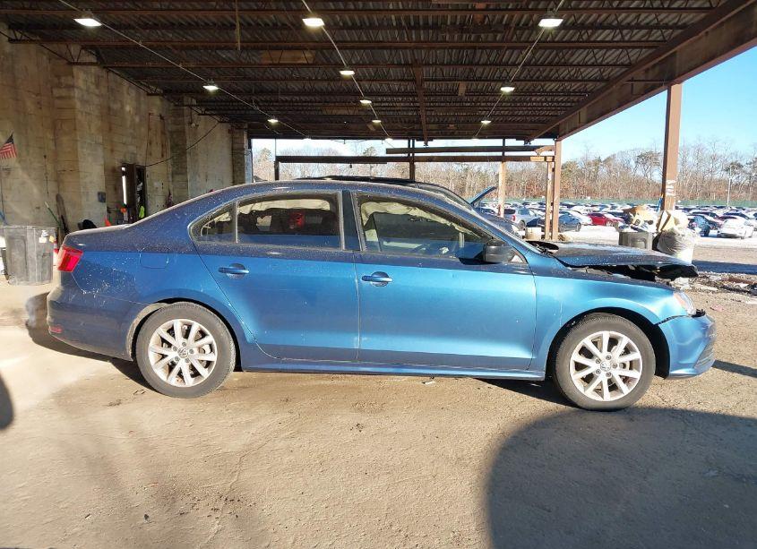 Photo 13 of 2015 Volkswagen Jetta 1.8T SE (VIN 3VWD17AJ6FM342313)