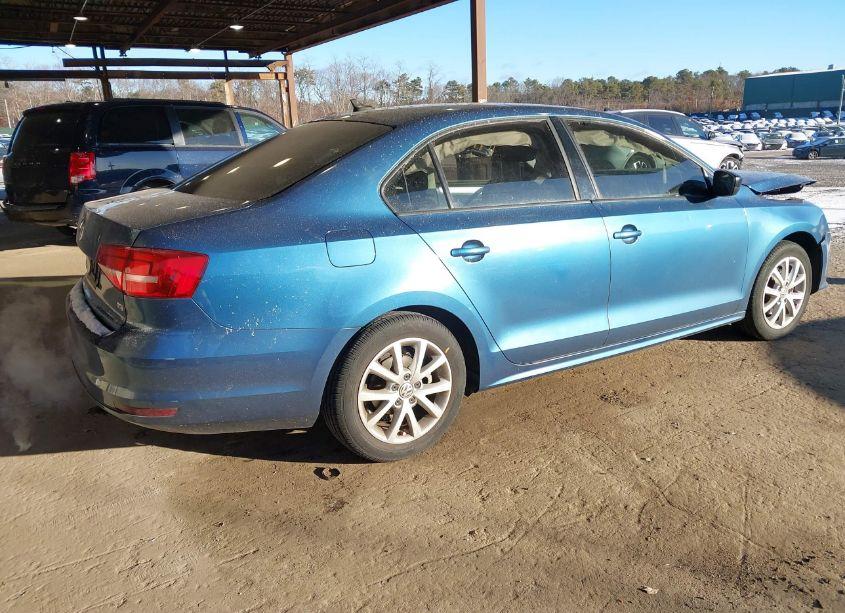 Photo 4 of 2015 Volkswagen Jetta 1.8T SE (VIN 3VWD17AJ6FM342313)