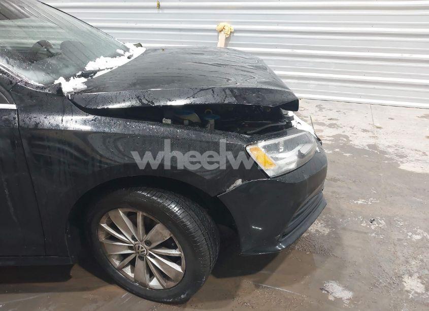 Photo 12 of 2015 Volkswagen Jetta 1.8T SE (VIN 3VWD17AJ6FM403899)