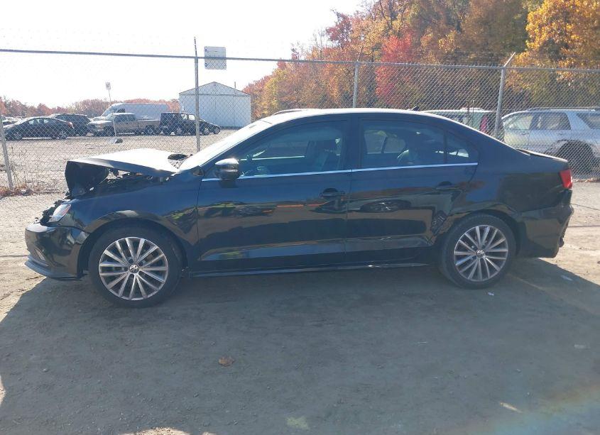 Photo 14 of 2015 Volkswagen Jetta 1.8T SE (VIN 3VWD17AJ6FM414613)