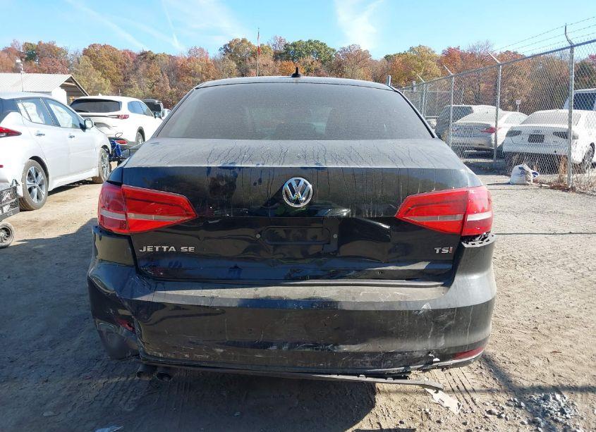 Photo 16 of 2015 Volkswagen Jetta 1.8T SE (VIN 3VWD17AJ6FM414613)