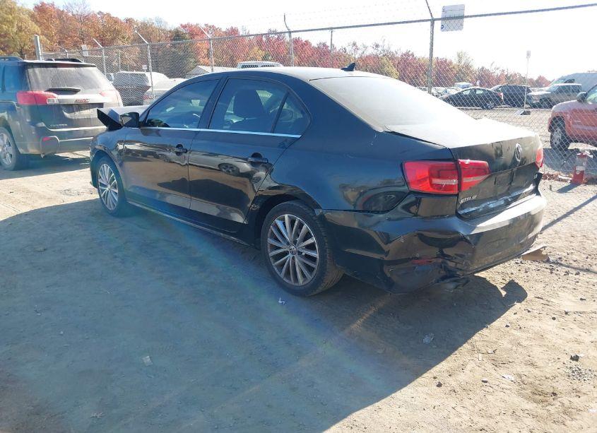 Photo 3 of 2015 Volkswagen Jetta 1.8T SE (VIN 3VWD17AJ6FM414613)